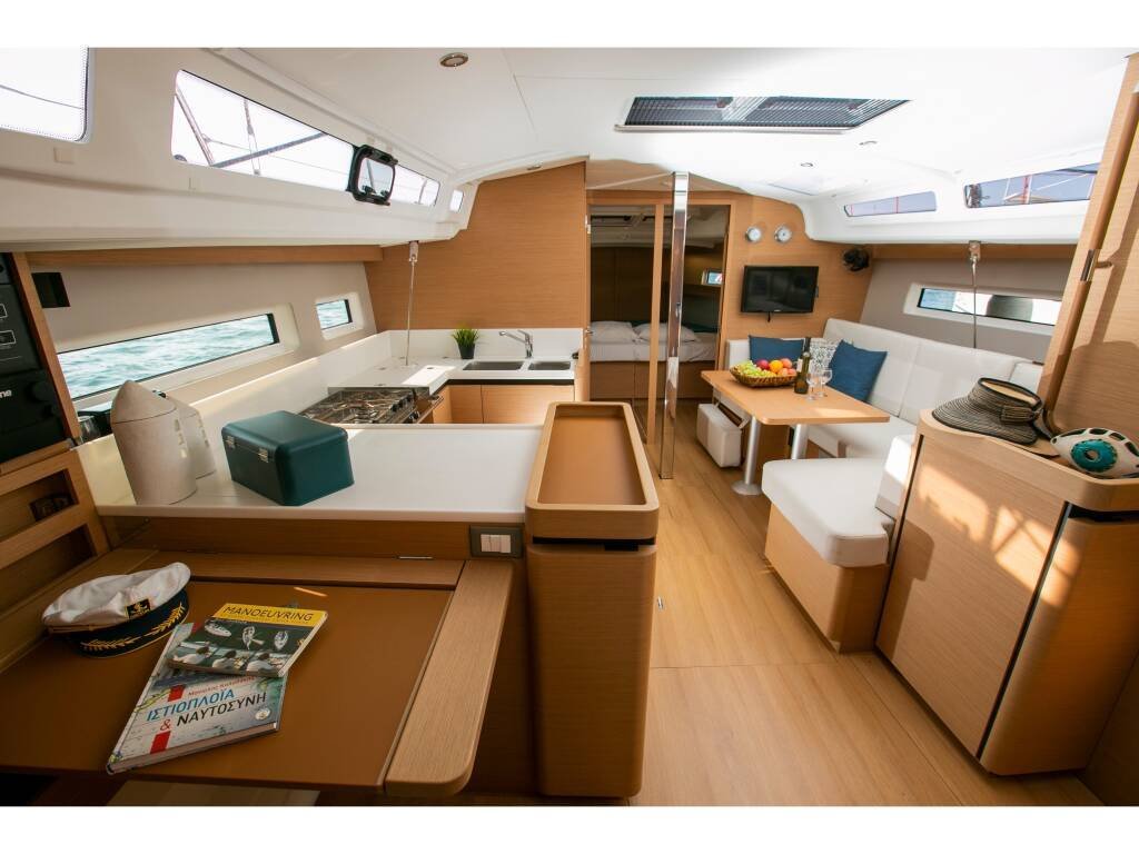 boat image 3
