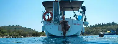 boat image 1