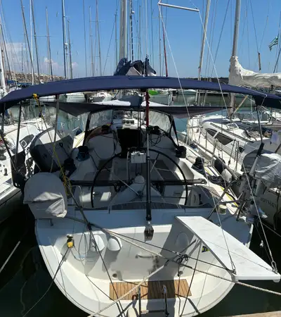 boat image 0