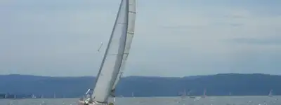 boat image 0