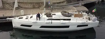 boat image 1