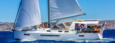 boat image 0
