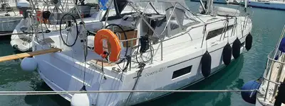 boat image 0