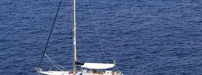 boat image 0