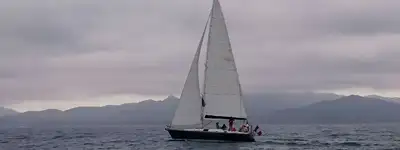 boat image 0