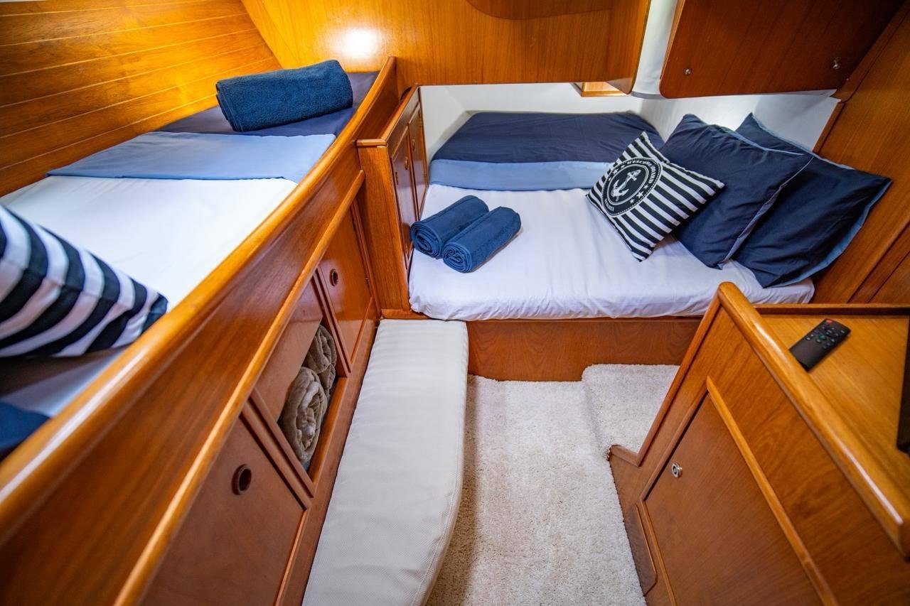 boat image 2