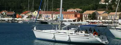 boat image 0