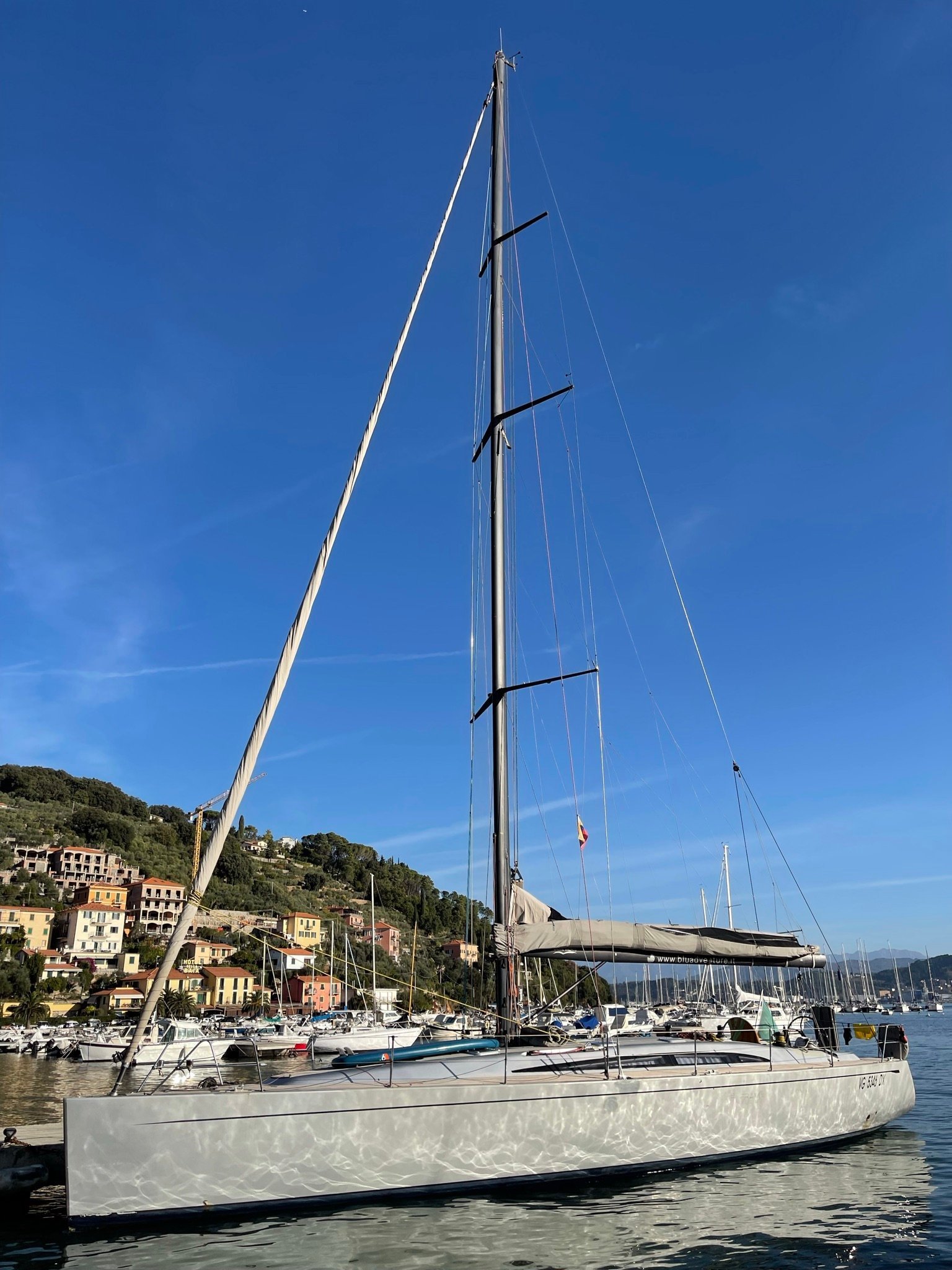 boat image 0