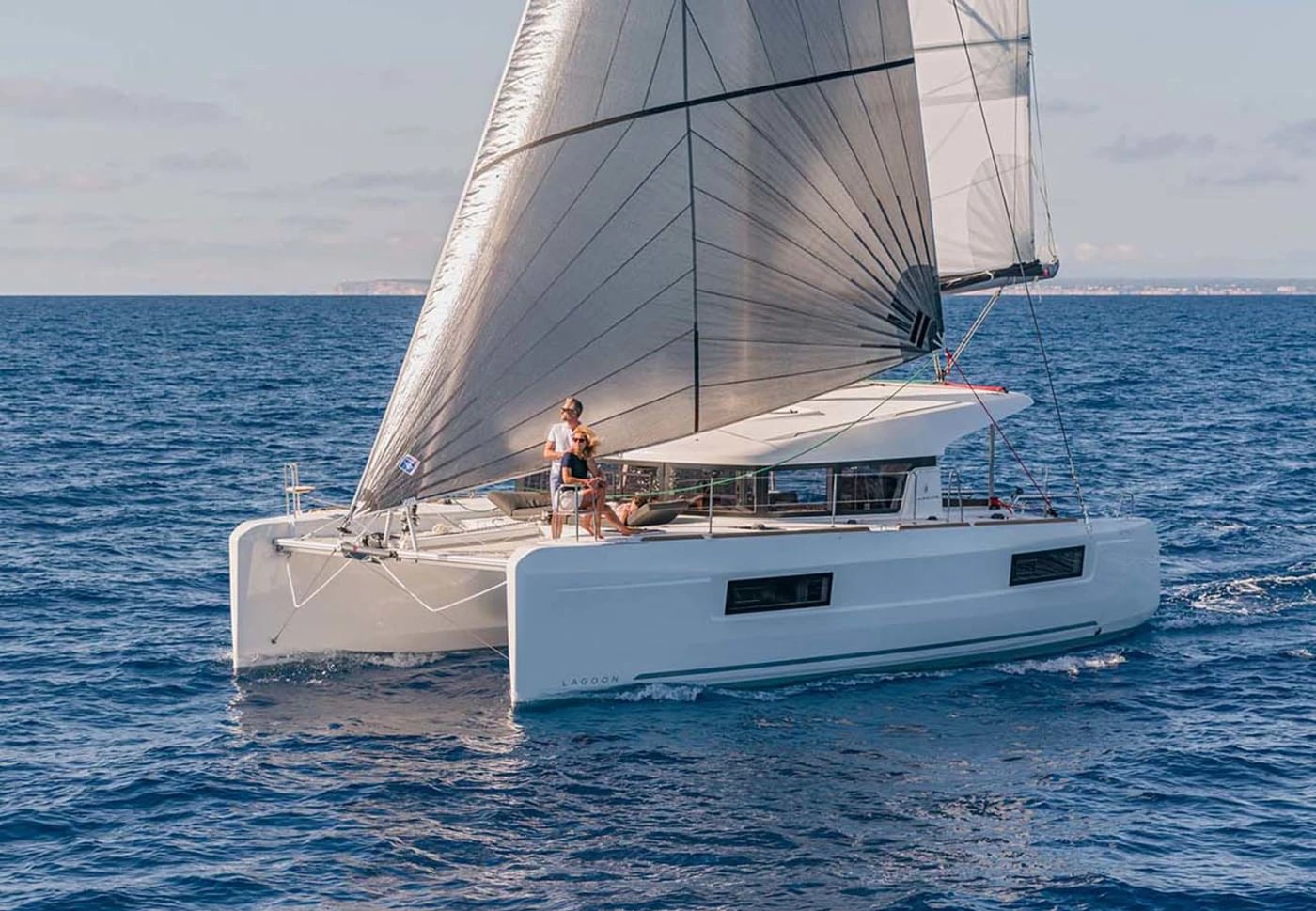 boat image 0