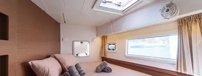 boat image 1