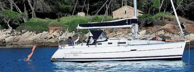 boat image 0