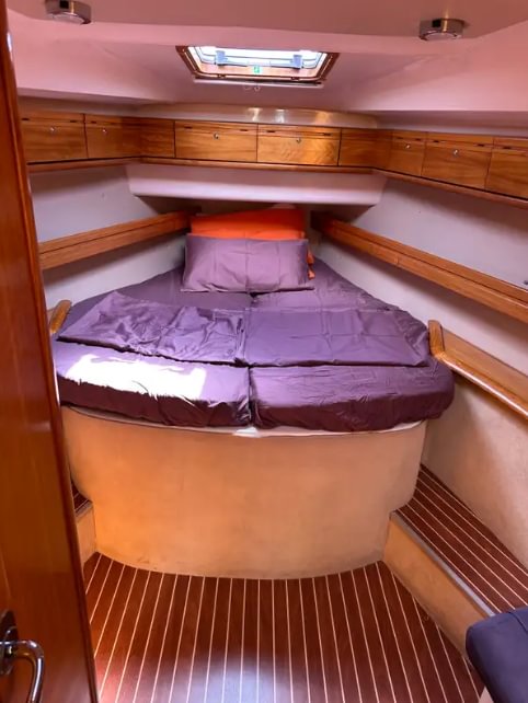 boat image 1