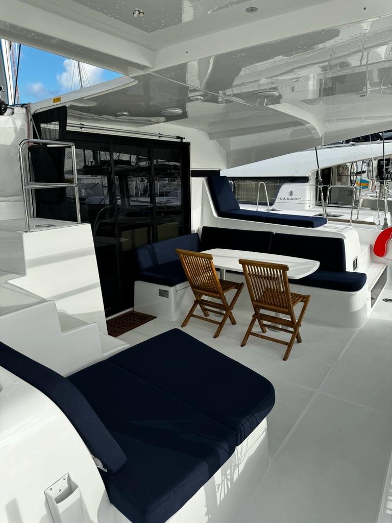 boat image 3