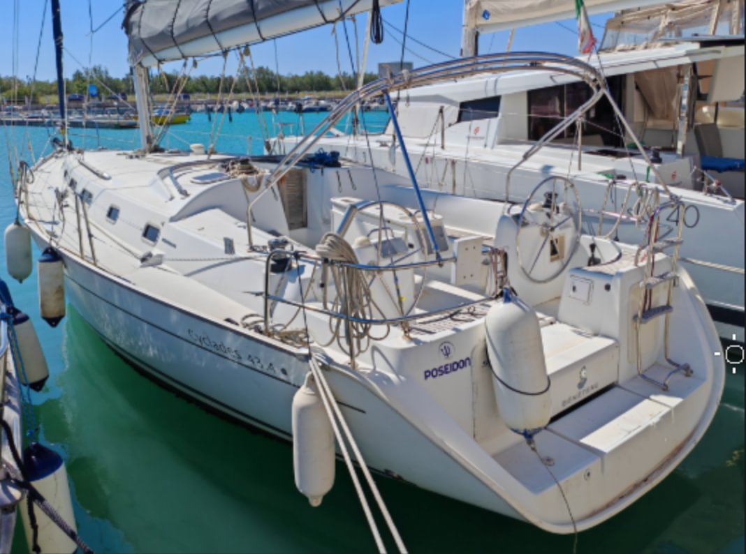 boat image 0