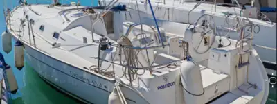 boat image 0