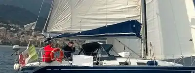 boat image 0