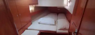 boat image 1