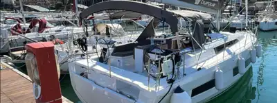 boat image 0