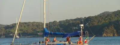 boat image 0