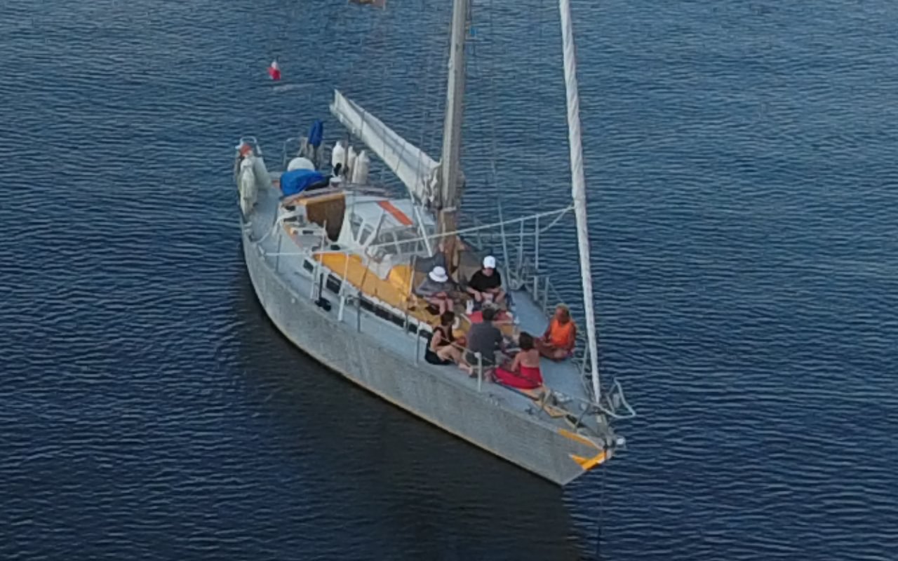 boat image 3