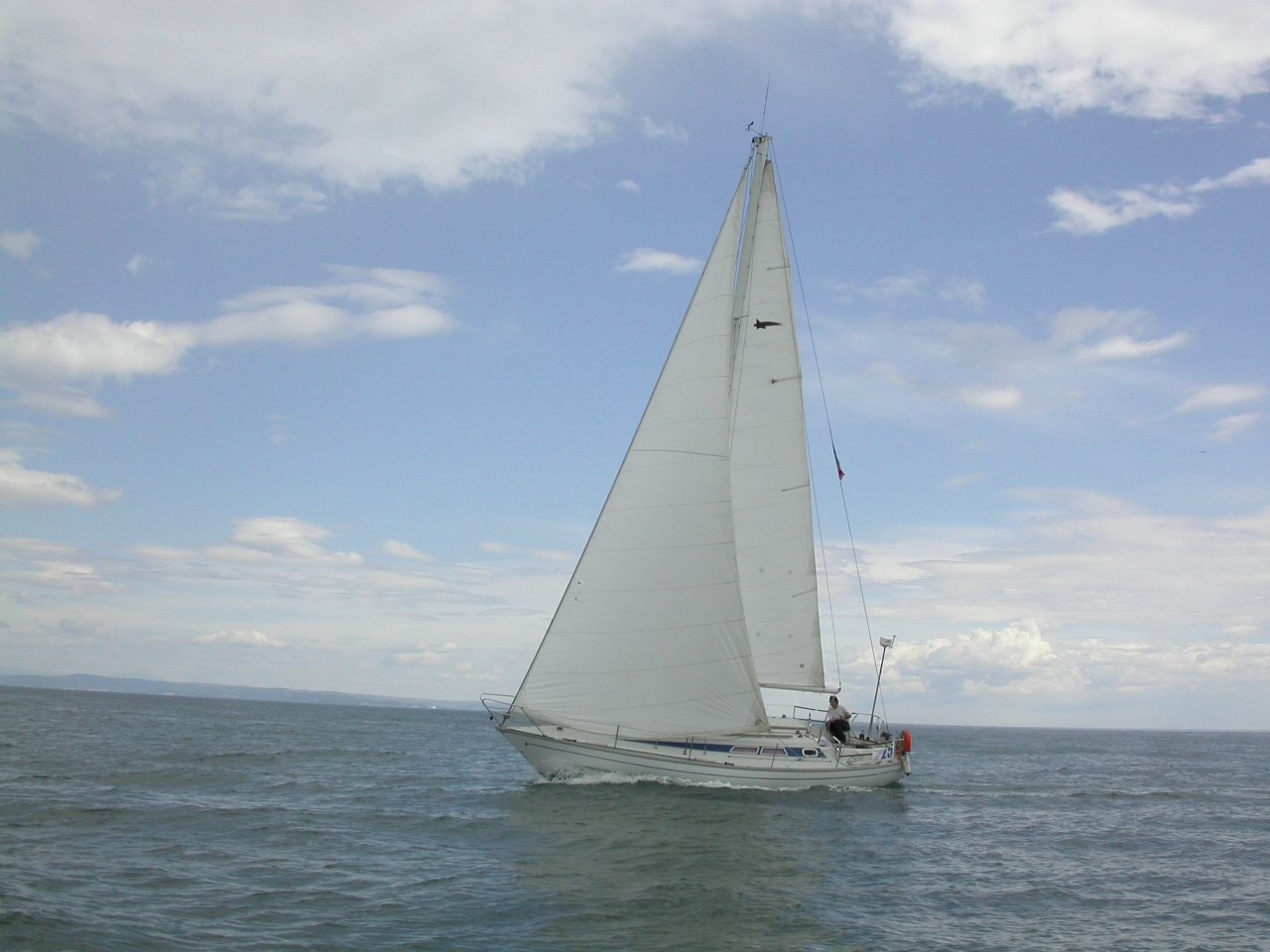 boat image 0
