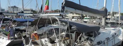 boat image 0