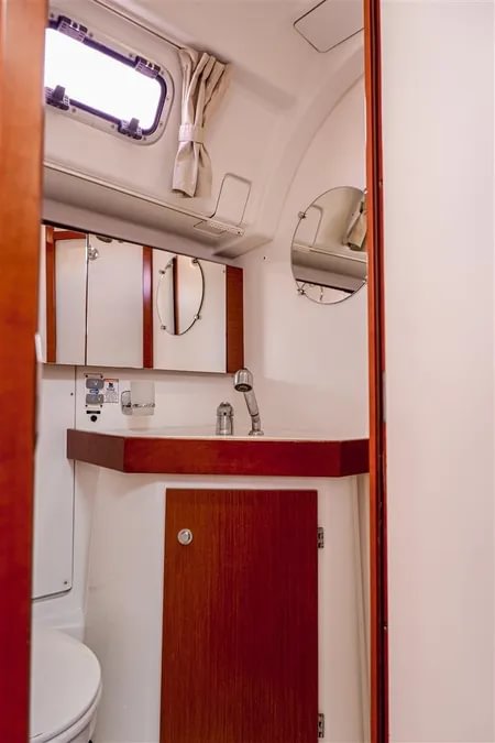 boat image 1