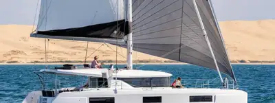 boat image 0