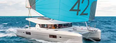 boat image 0