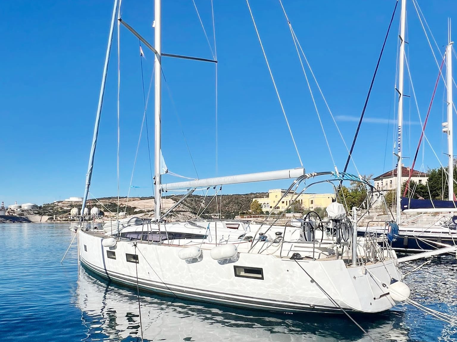 boat image 0