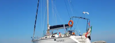 boat image 0