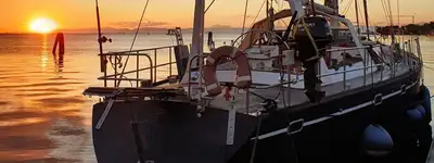 boat image 1