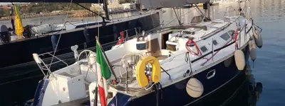 boat image 0