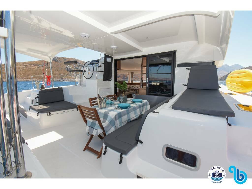 boat image 3