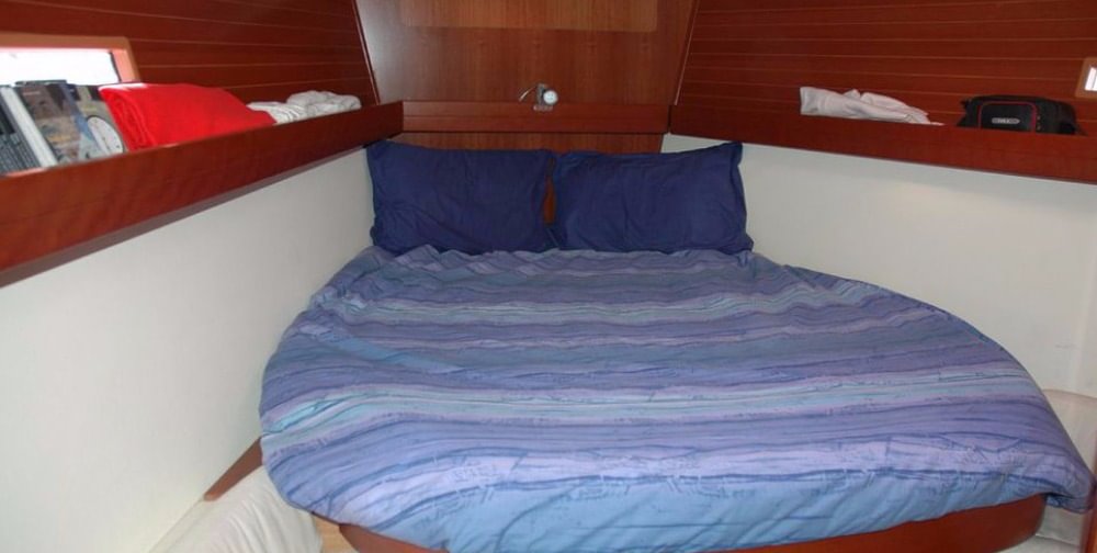 boat image 1