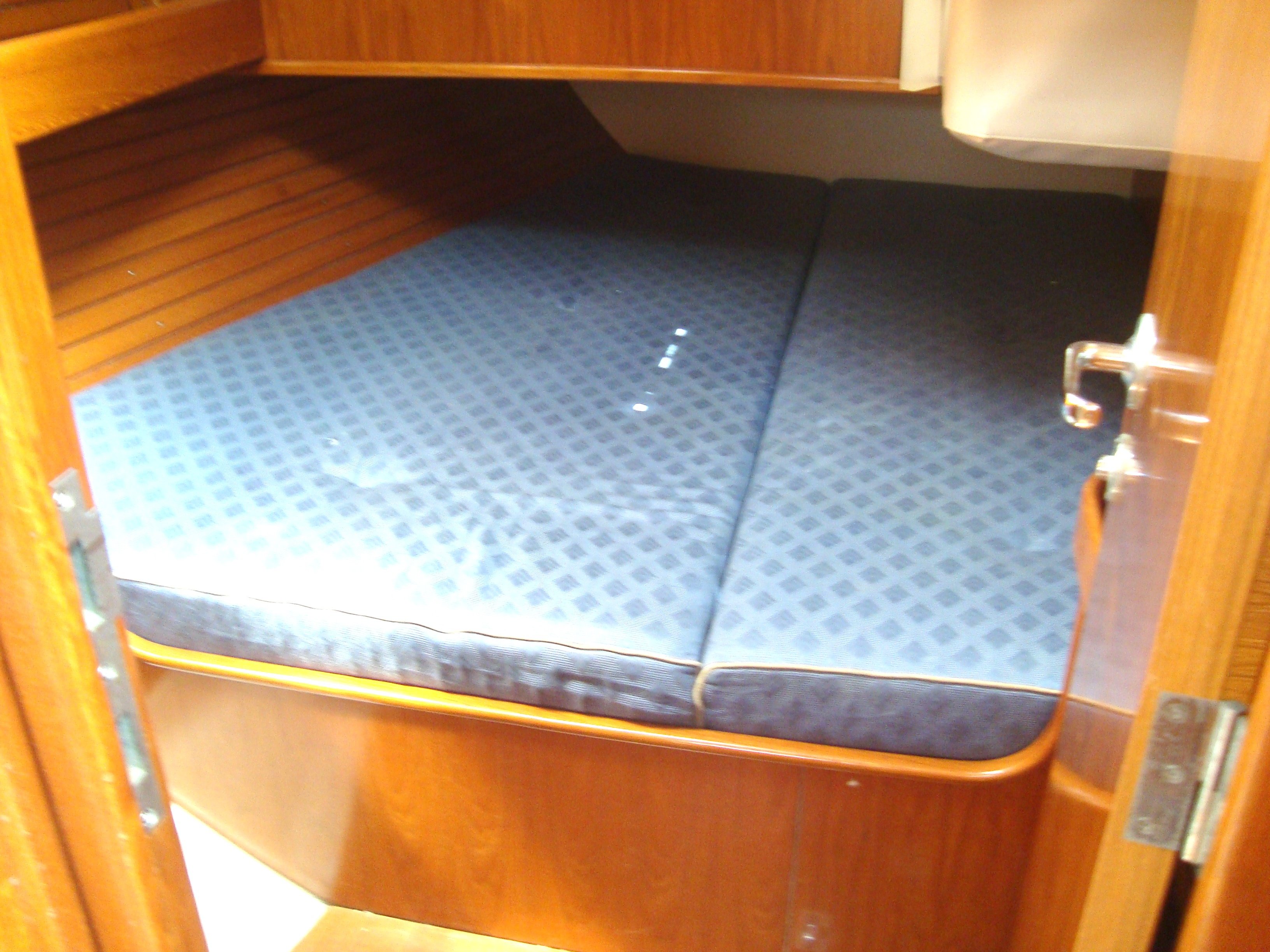 boat image 3