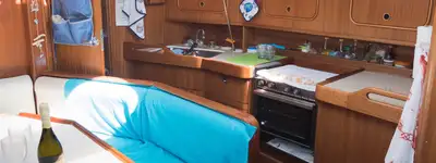 boat image 0