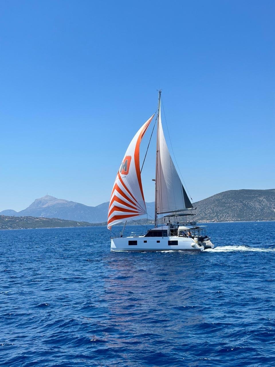 boat image 0