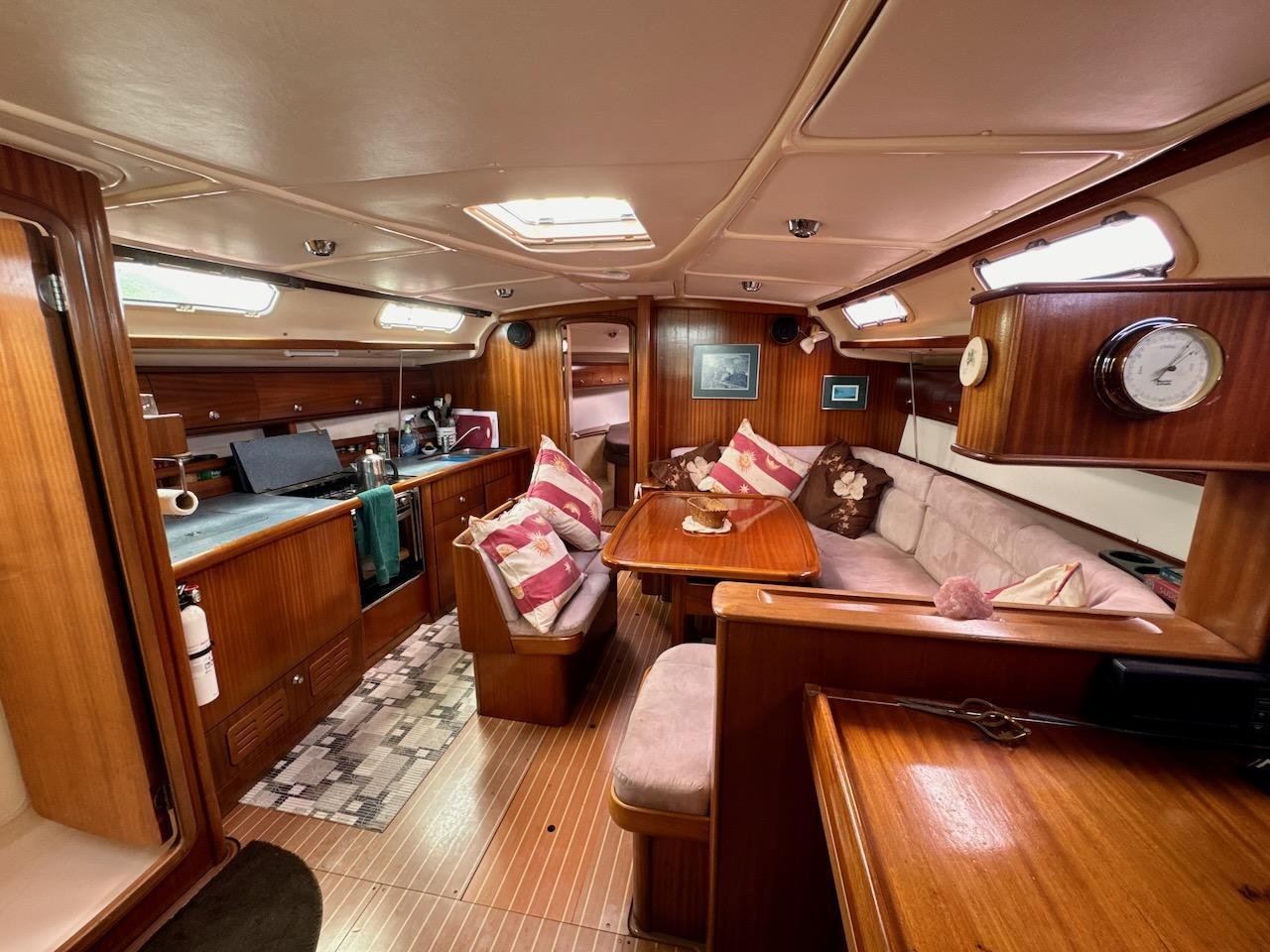 boat image 0