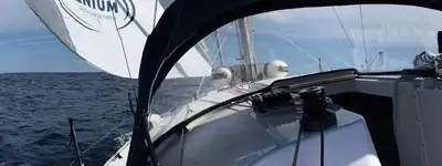 boat image 0