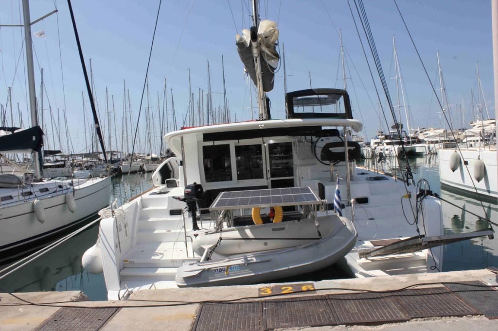 boat image 1