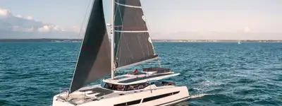 boat image 0