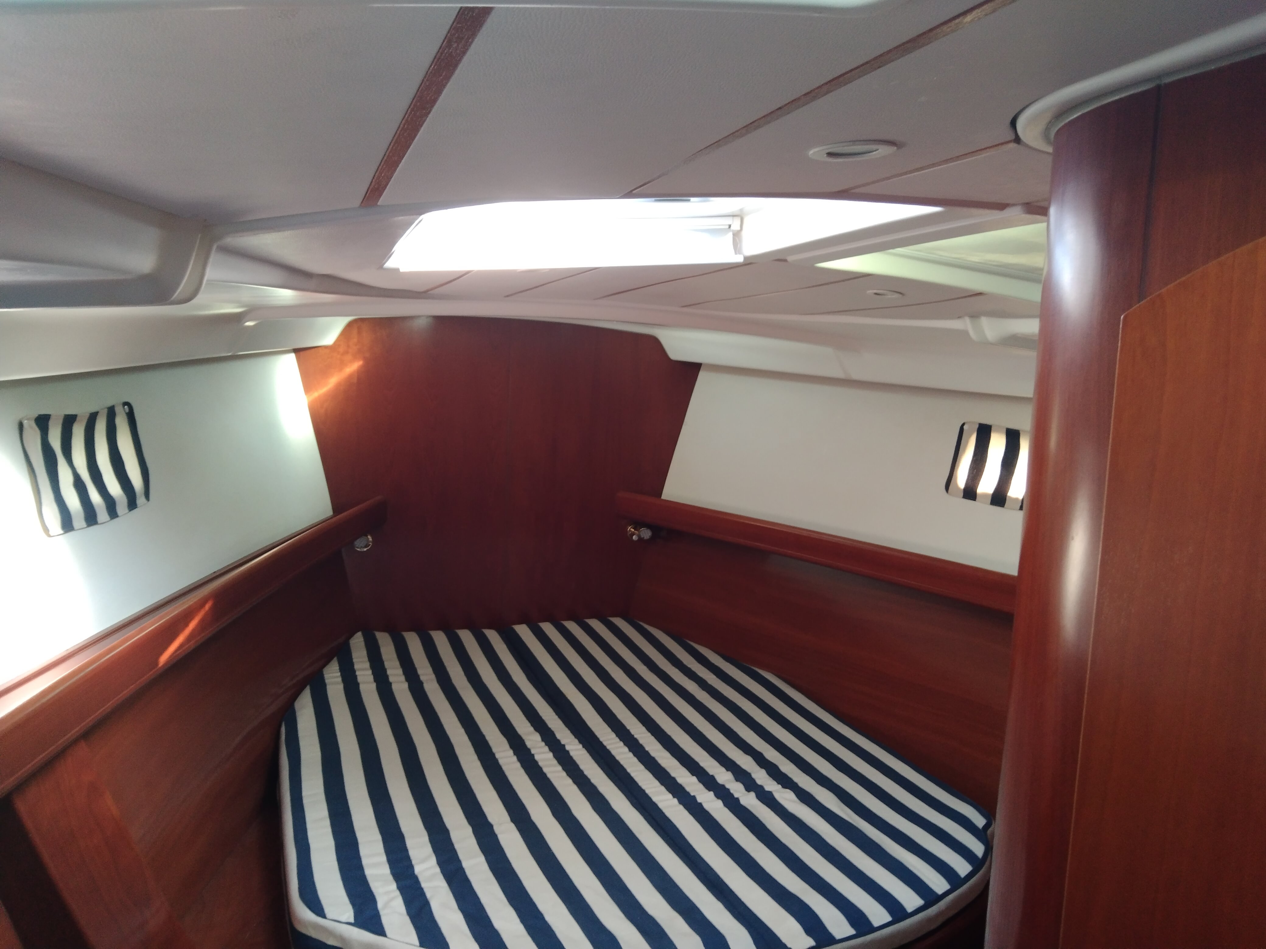 boat image 3