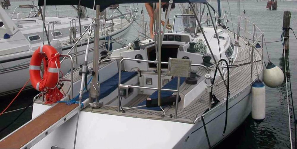 boat image 1