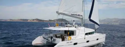 boat image 0