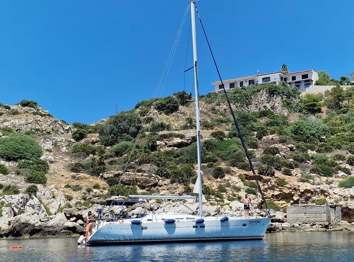 boat image 0