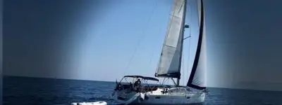 boat image 0