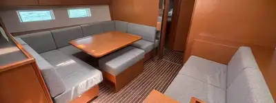boat image 1