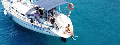 boat image 0