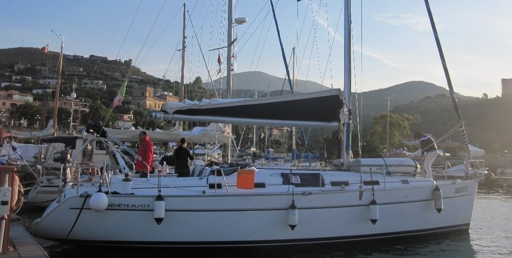 boat image 1